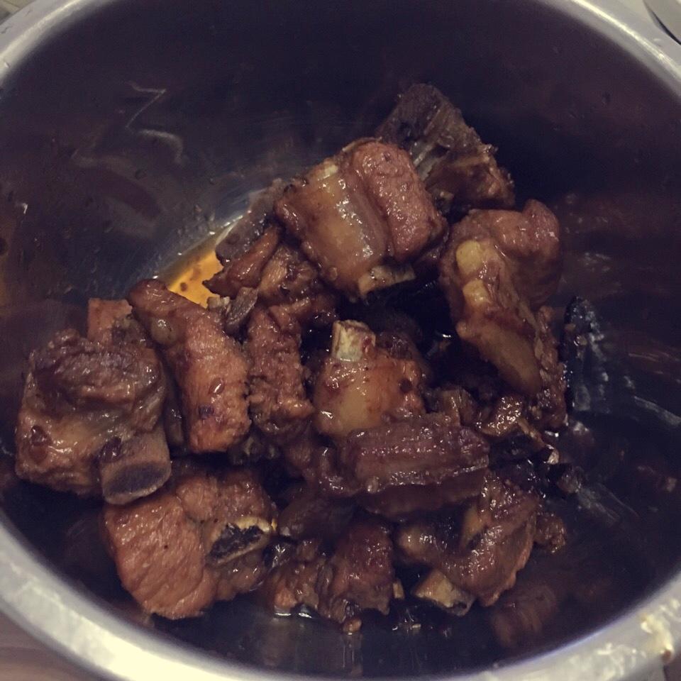 红烧排骨