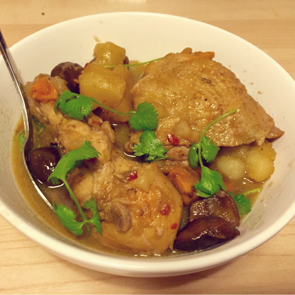 土豆炖鸡块