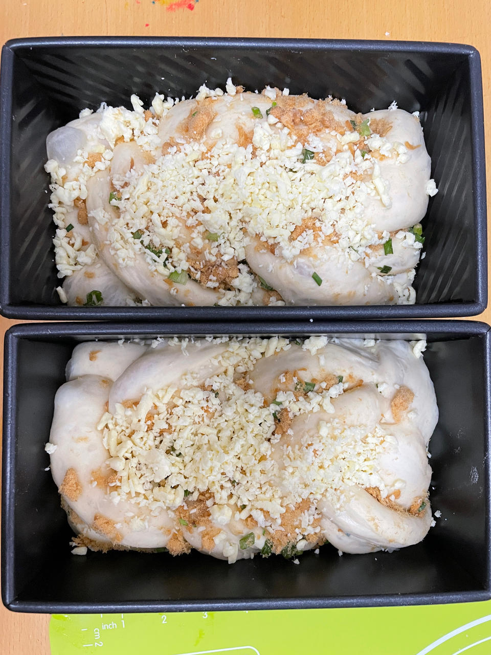 香葱肉松手撕吐司