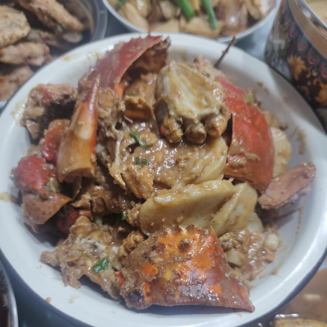 梭子蟹炒年糕～标准的江浙菜