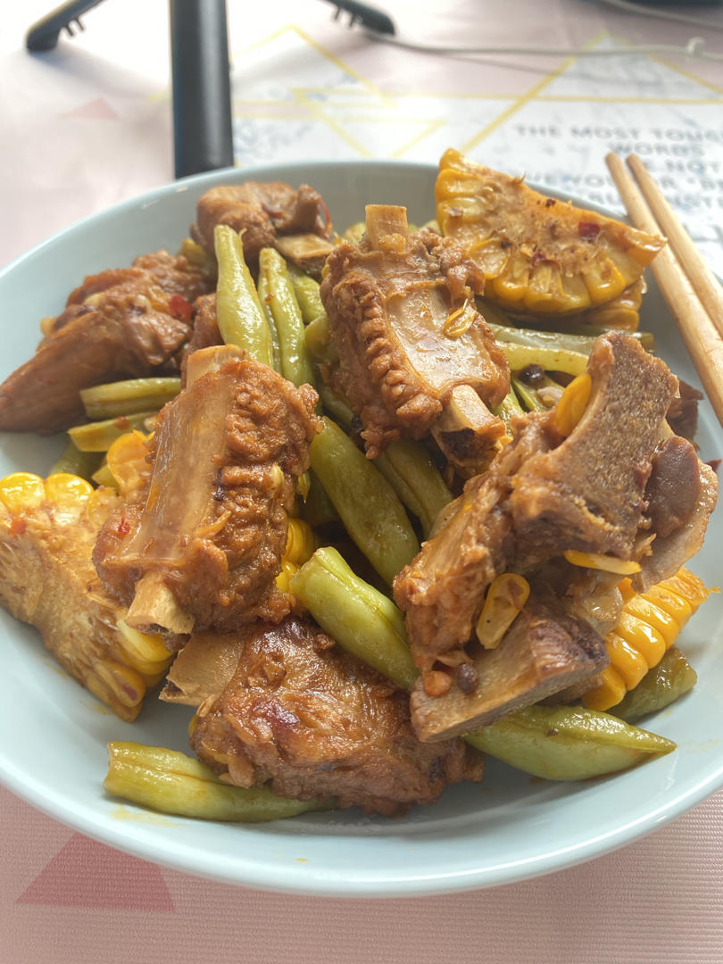 排骨炖土豆豆角
