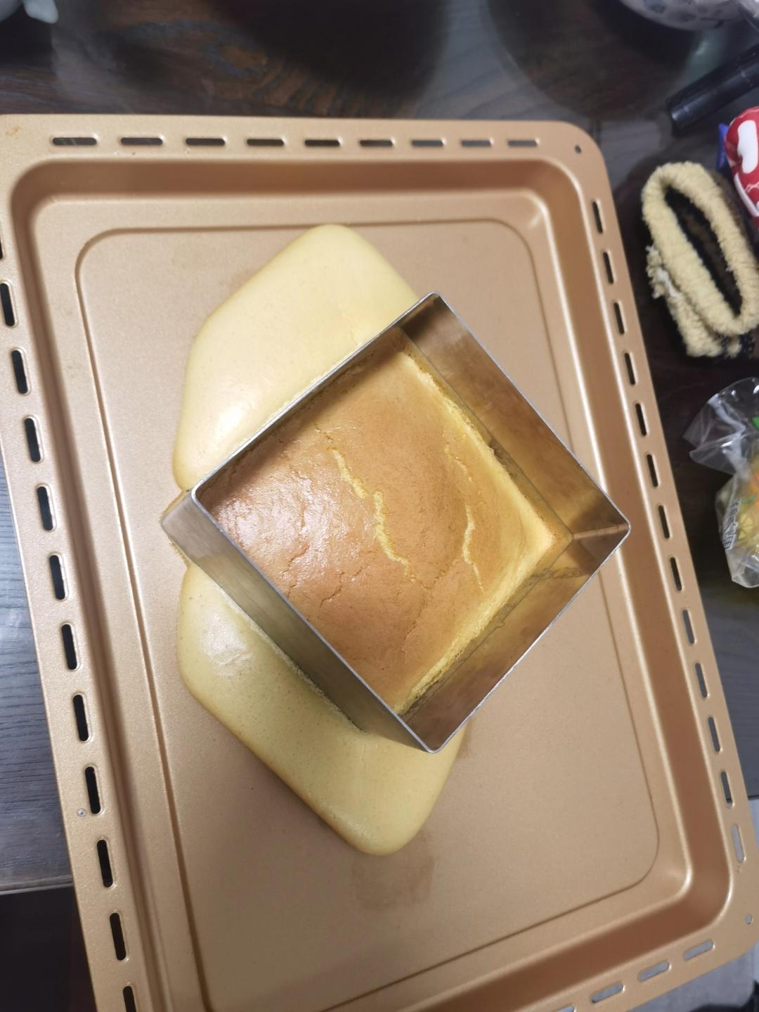 多次调整【超稳定戚风】详细大整理 各种划重点 （蛋白霜打蛋器 厨师机双版本）