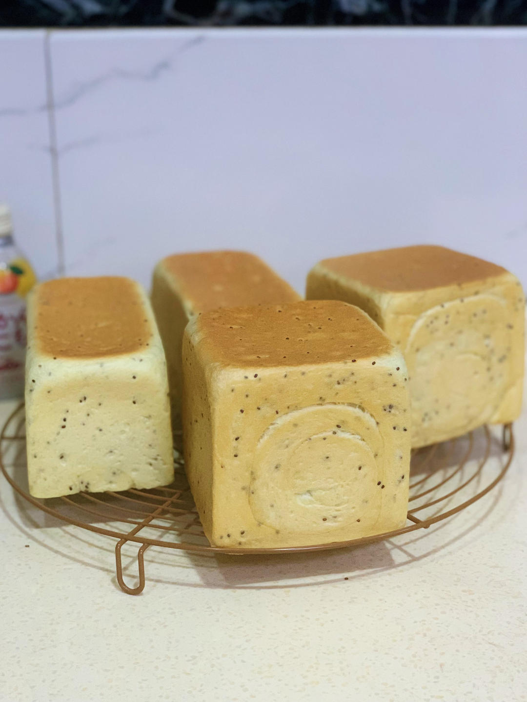 🍞消耗淡奶油吐司｜无黄油｜软绵绵｜奶香浓郁