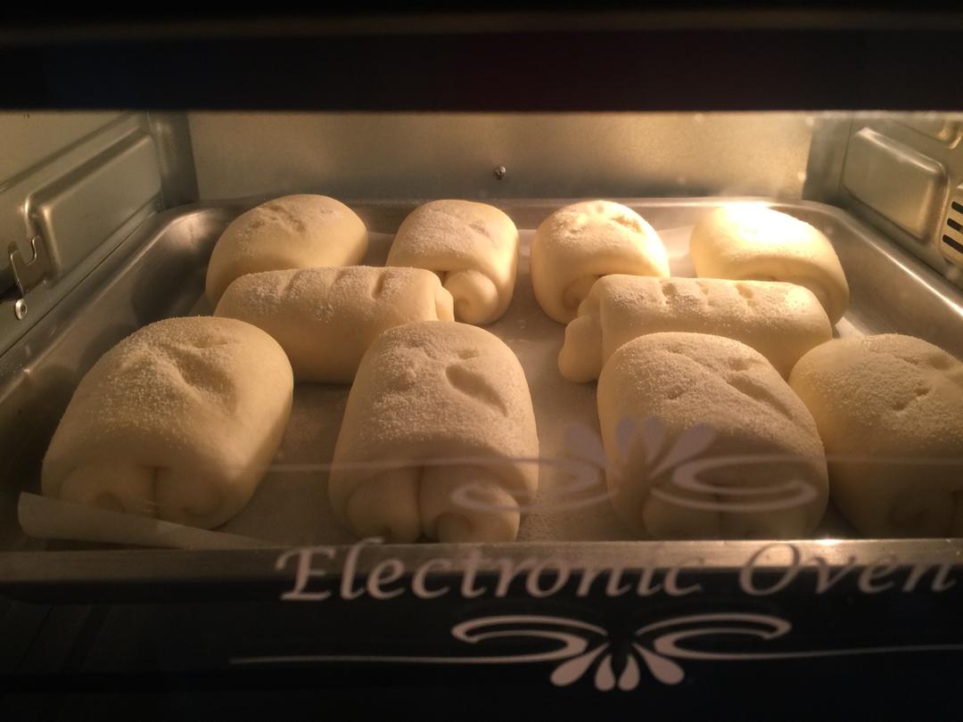软到不知所措的牛奶卷