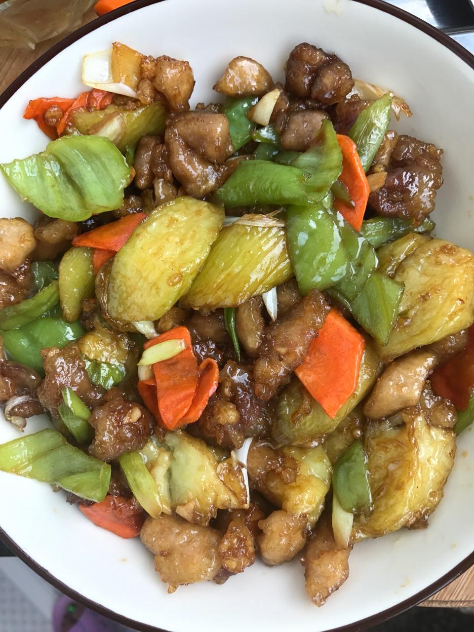 溜肉段烧茄子（东北硬菜呀哈哈）