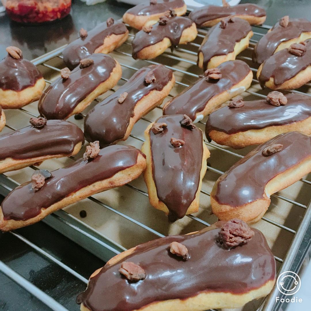 （视频菜谱）手指泡芙 Éclair／闪电泡芙