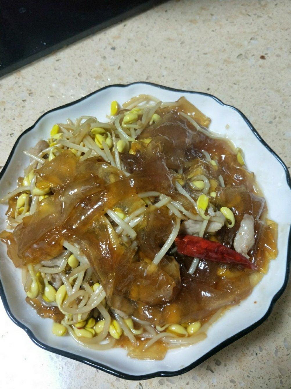 黄豆芽炒粉条