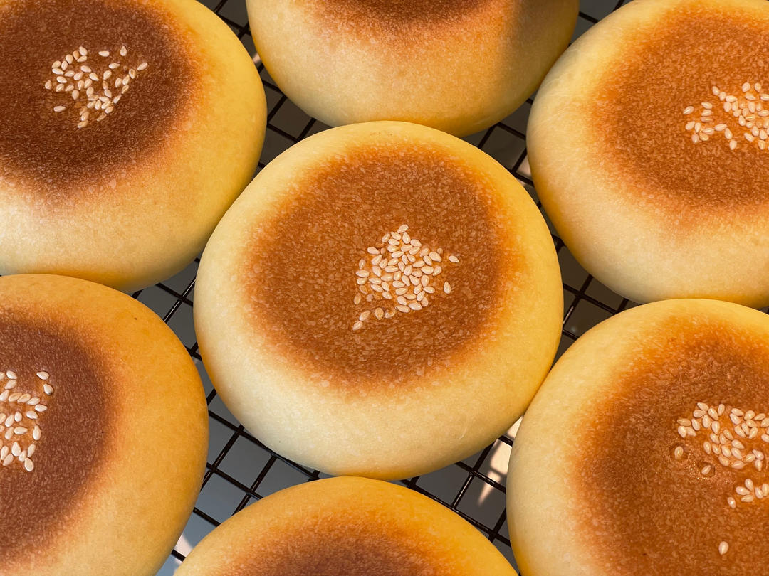 在家就能做，日式面包店招牌红豆大鼓面包