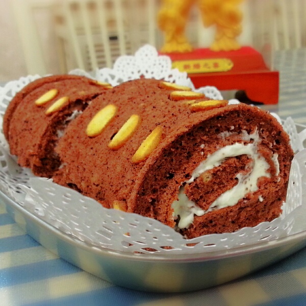 可可奶油波点蛋糕卷