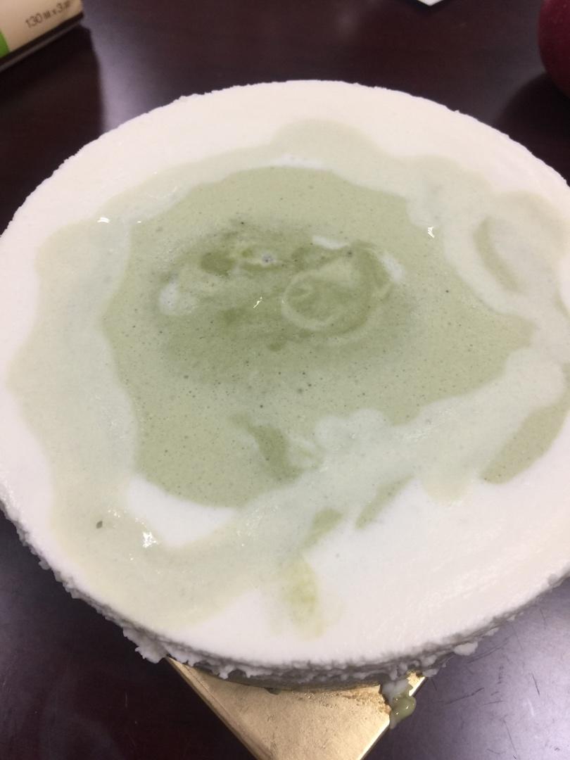 渐变抹茶慕斯蛋糕：我Amanda带着既美又作的抹茶甜点又来了！【曼食慢语】