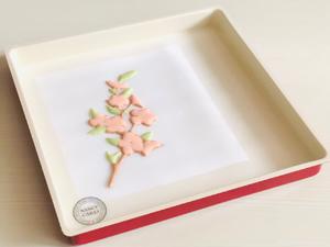 春日桃花彩绘蛋糕卷的做法 步骤15