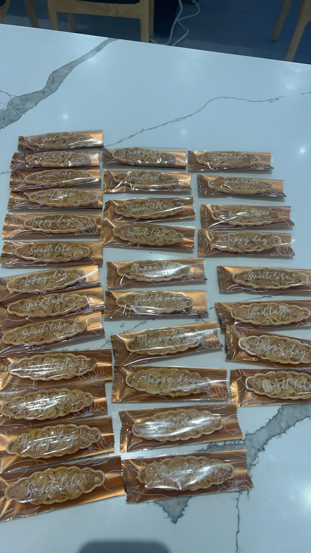 视频🚢一次搞定3种口味｜焦糖坚果糯米船｜不测温，不冷冻｜低糖｜简单｜0难度