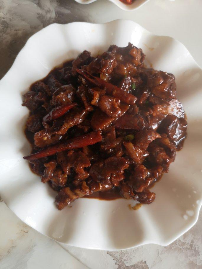 广式焖牛腩