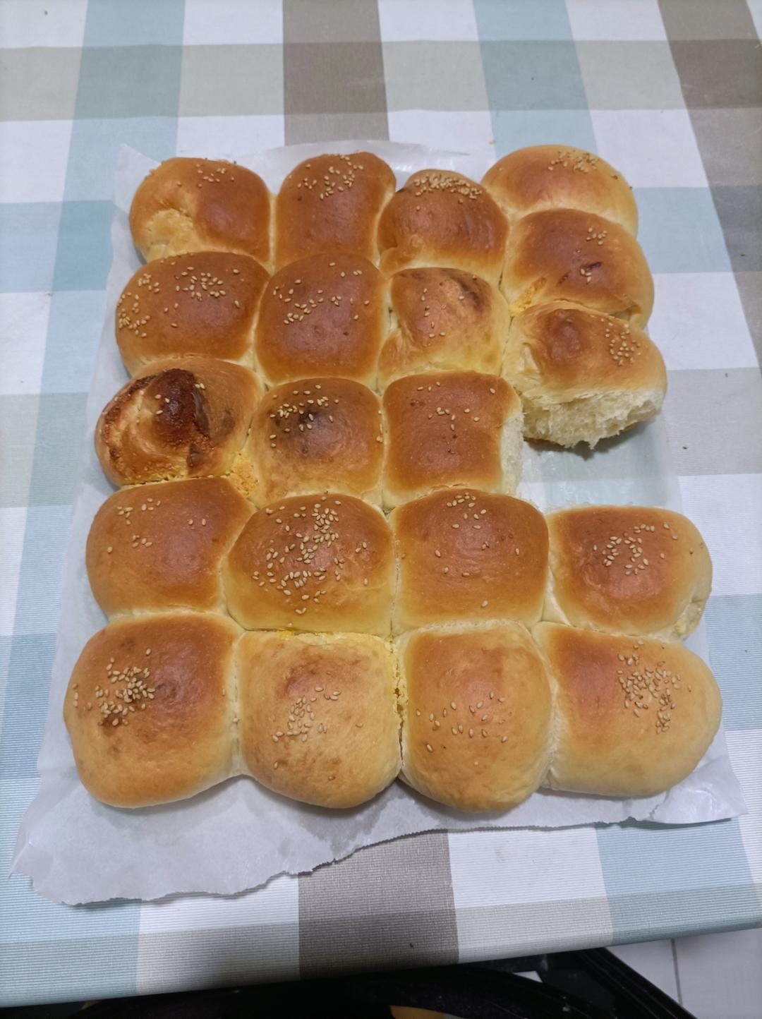 椰蓉奶香小餐包