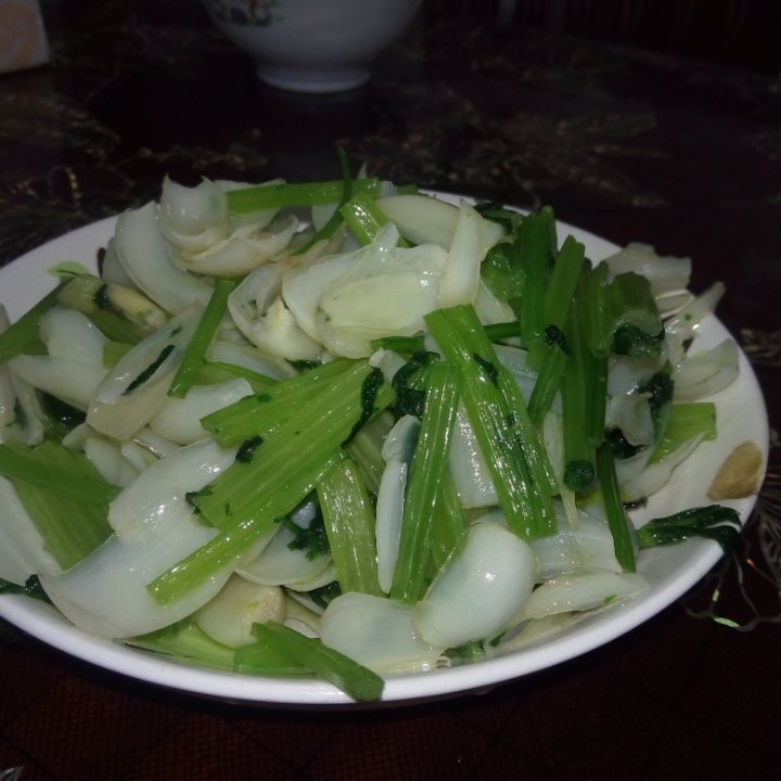 西芹百合