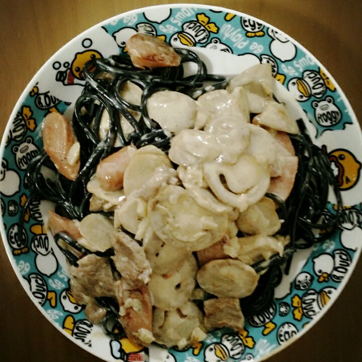 奶油培根意大利面