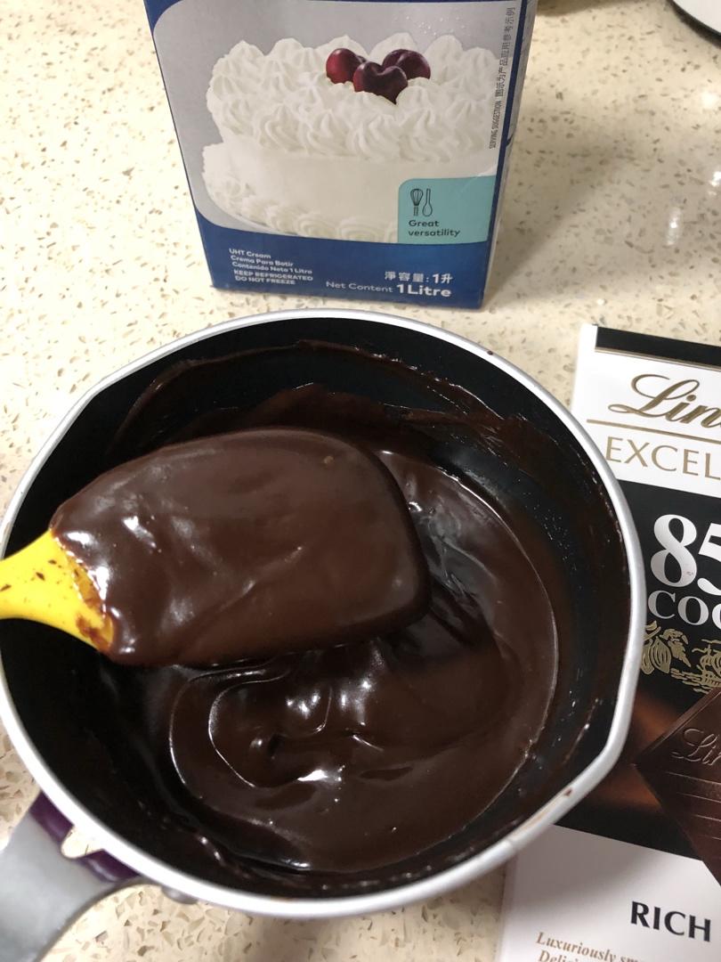 超经典的巧克力酱（三种原料&10分钟）