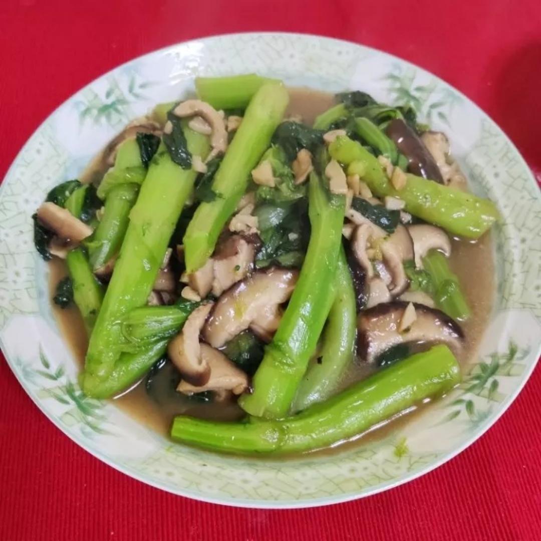 难度★ 耗油香菇青菜（附香菇挑选清洗技巧和绿叶菜焯水技巧）
