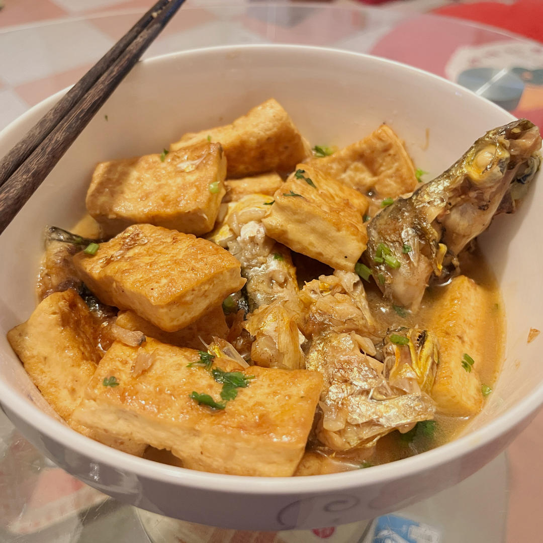 黄鱼炖豆腐