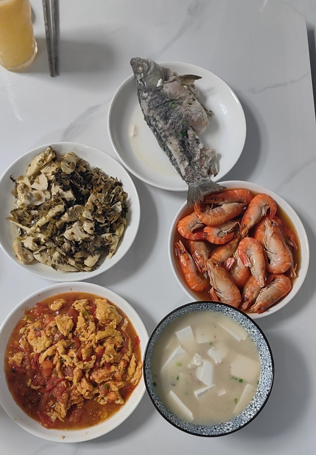 空巢快手餐，主打 不糊弄也不麻烦