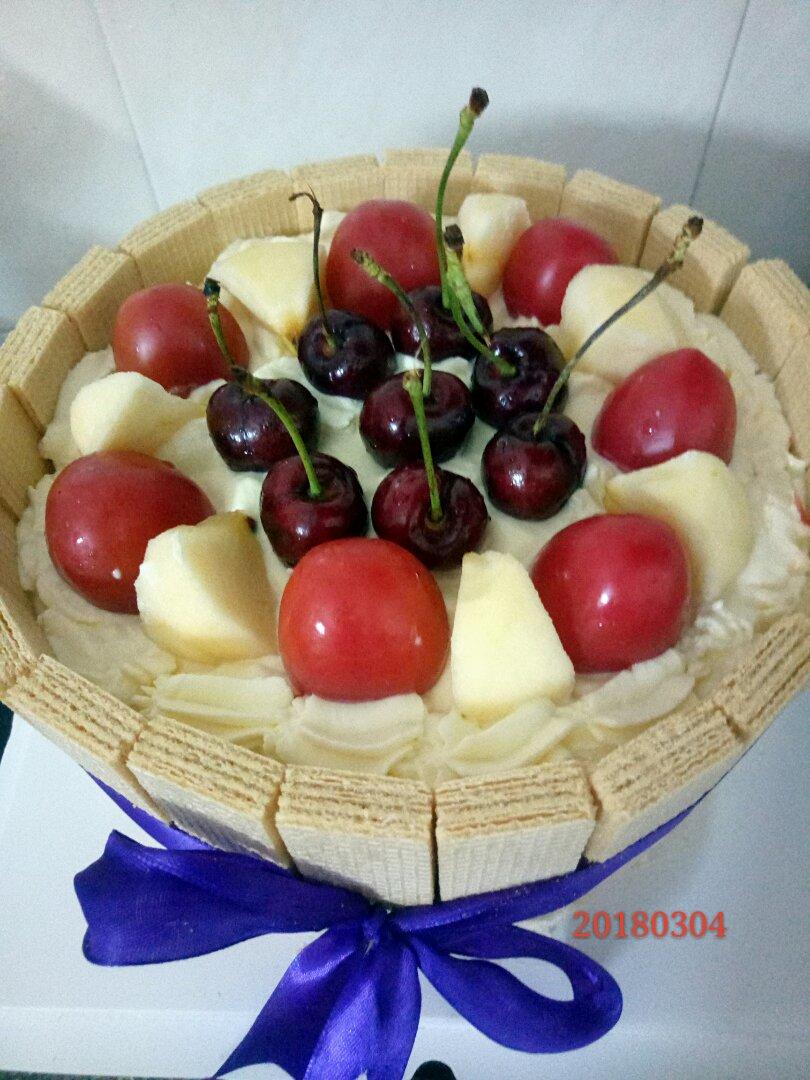 生日蛋糕教程【威化饼干围边】
