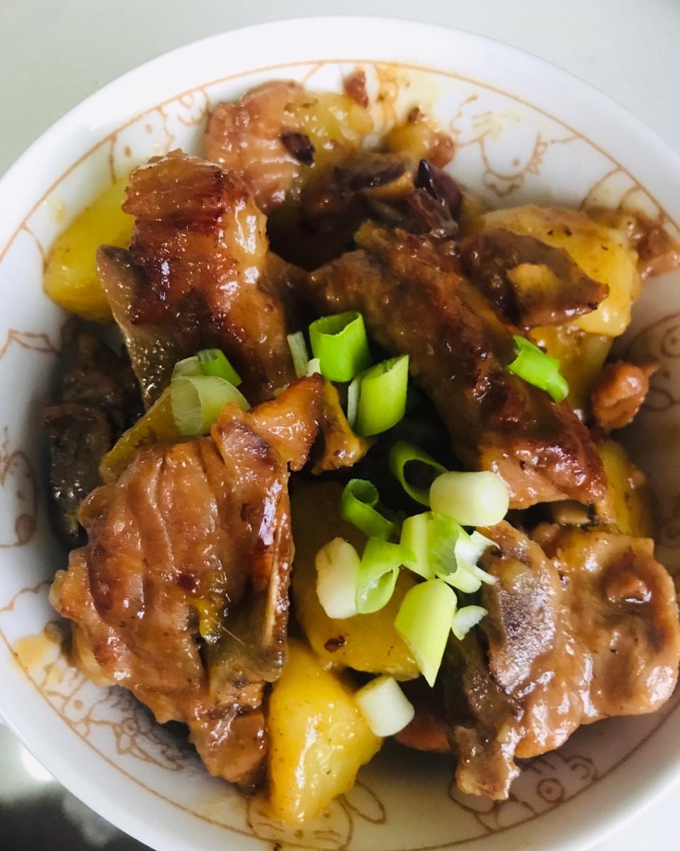 红烧排骨土豆
