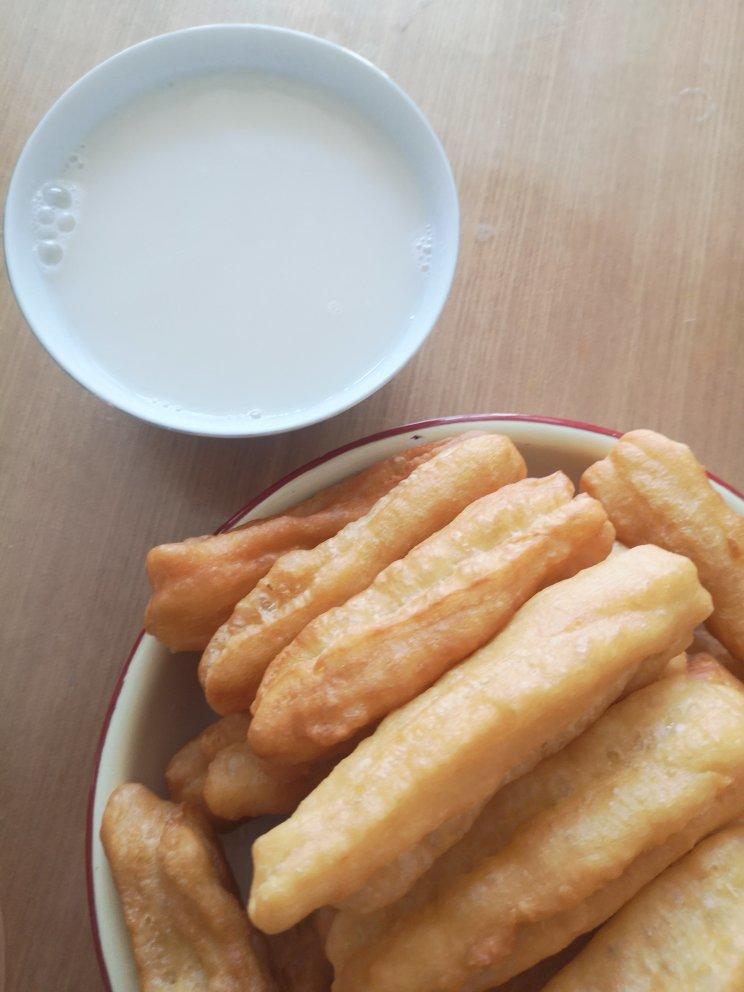 winnieful做的酥软小油条早餐