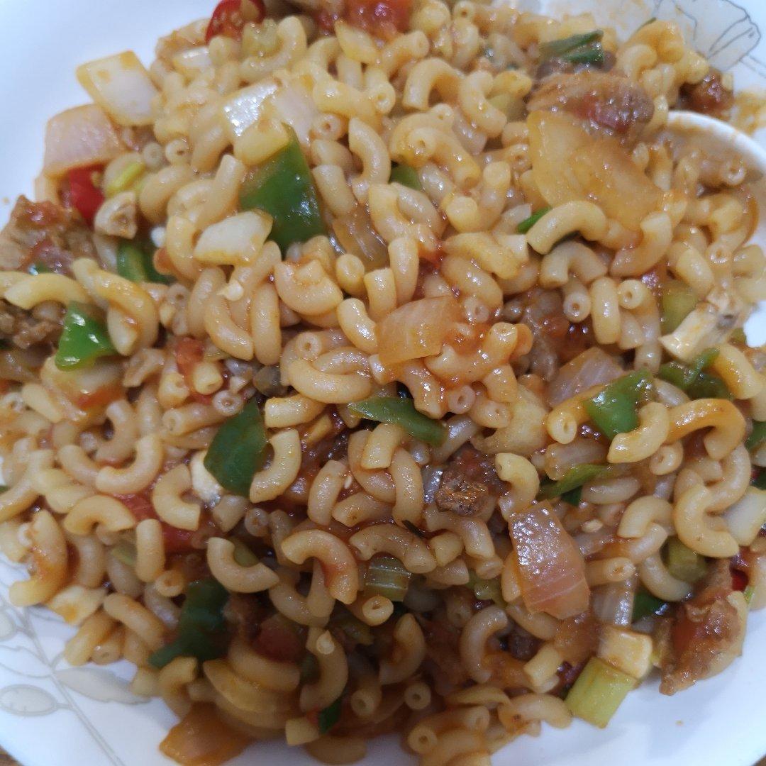 新疆丁丁炒面