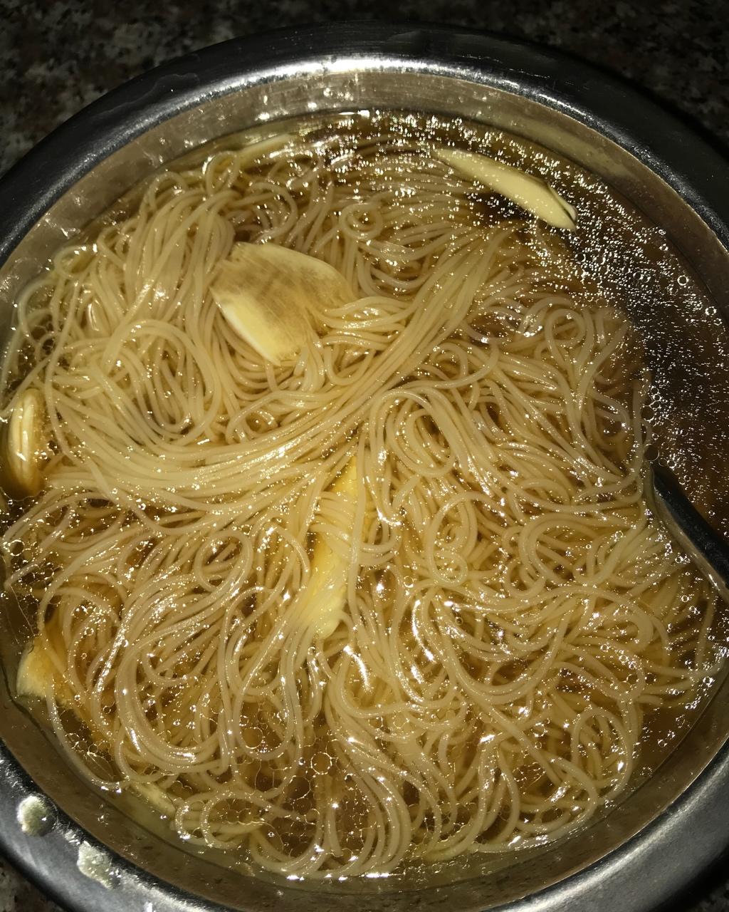 蒜面条
