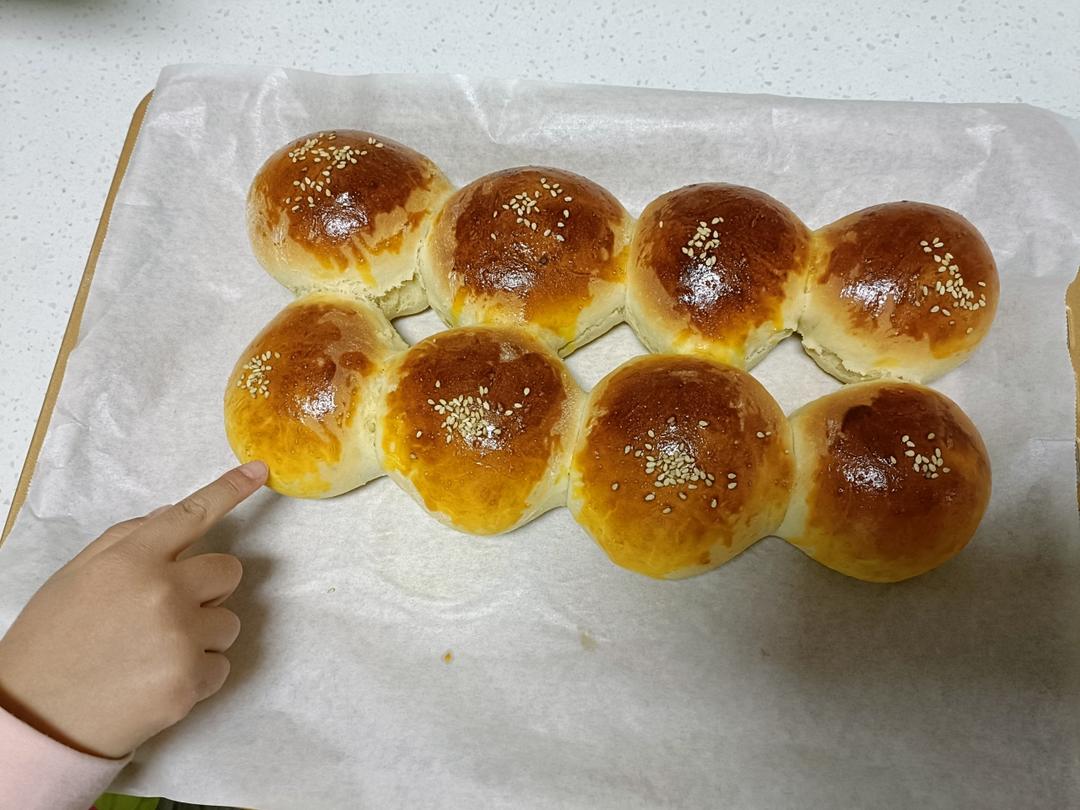 只需要搅一搅就能做的懒人小餐包，不揉面，不用出膜，松软又好吃