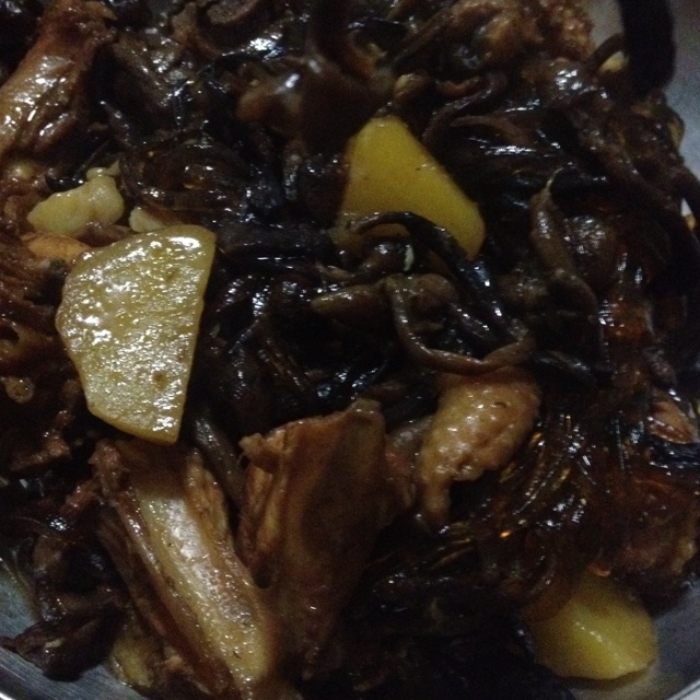 小鸡炖蘑菇