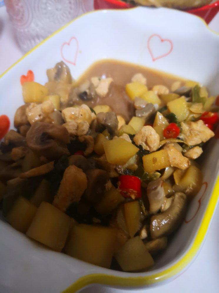 ㊙️香菇土豆肉沫拌饭❗️比外卖还好吃