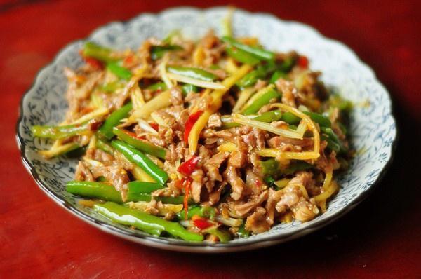 子姜牛肉丝的做法