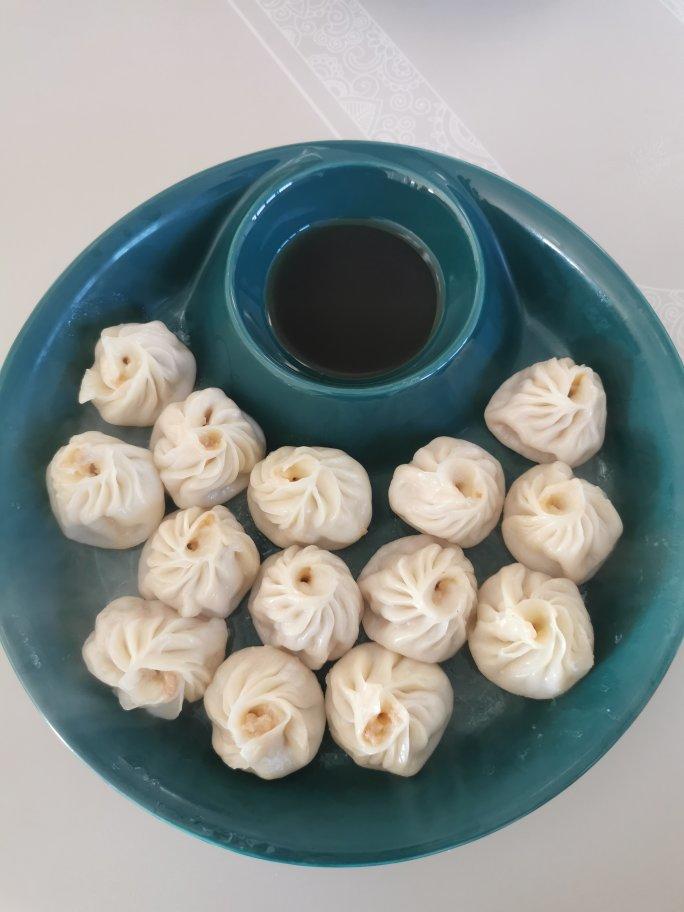 0失败灌汤小笼包(饺子皮版)