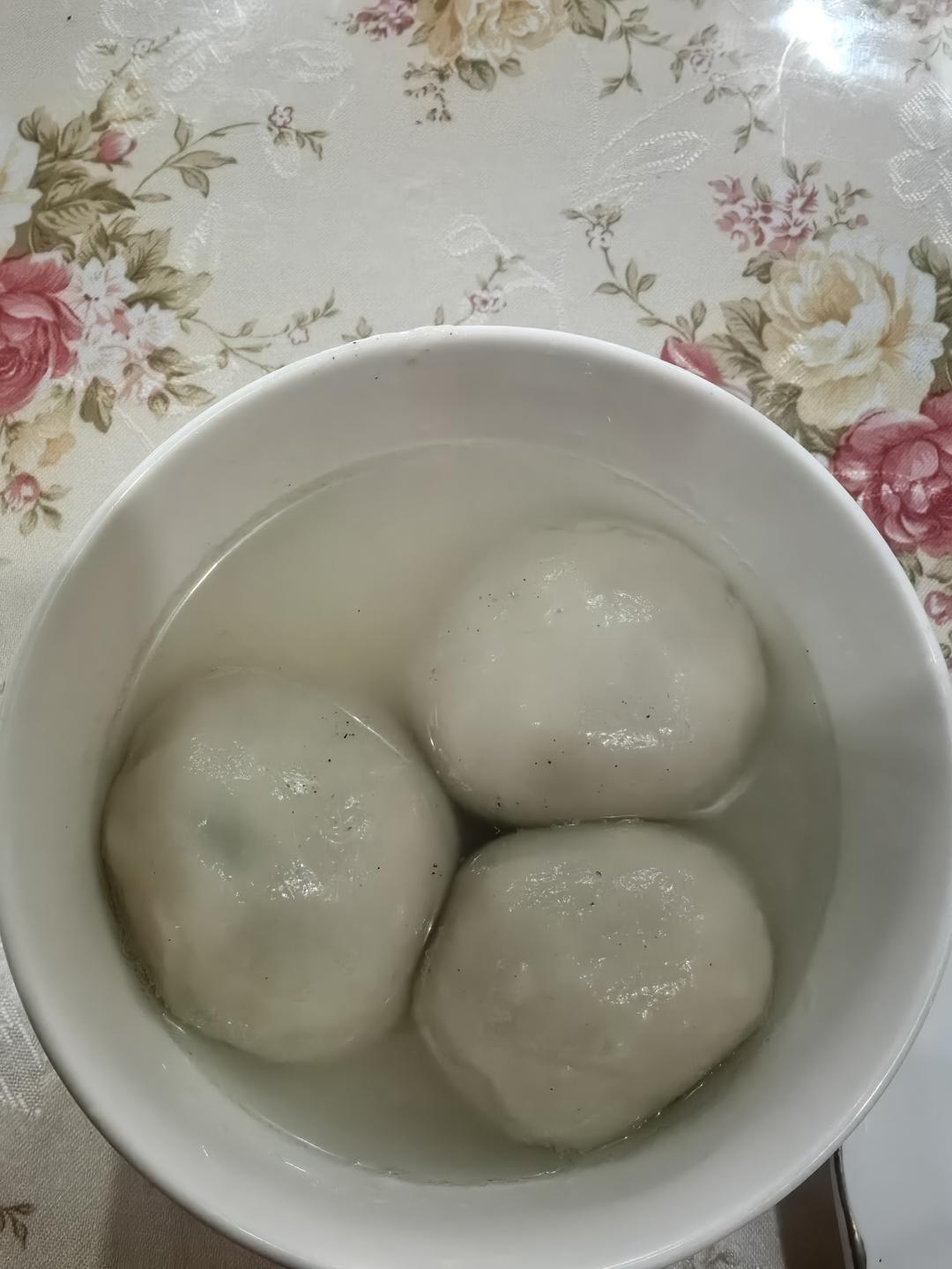 家传黑芝麻汤圆馅心
（黑洋酥）