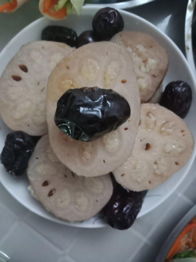 蜜汁糯米藕