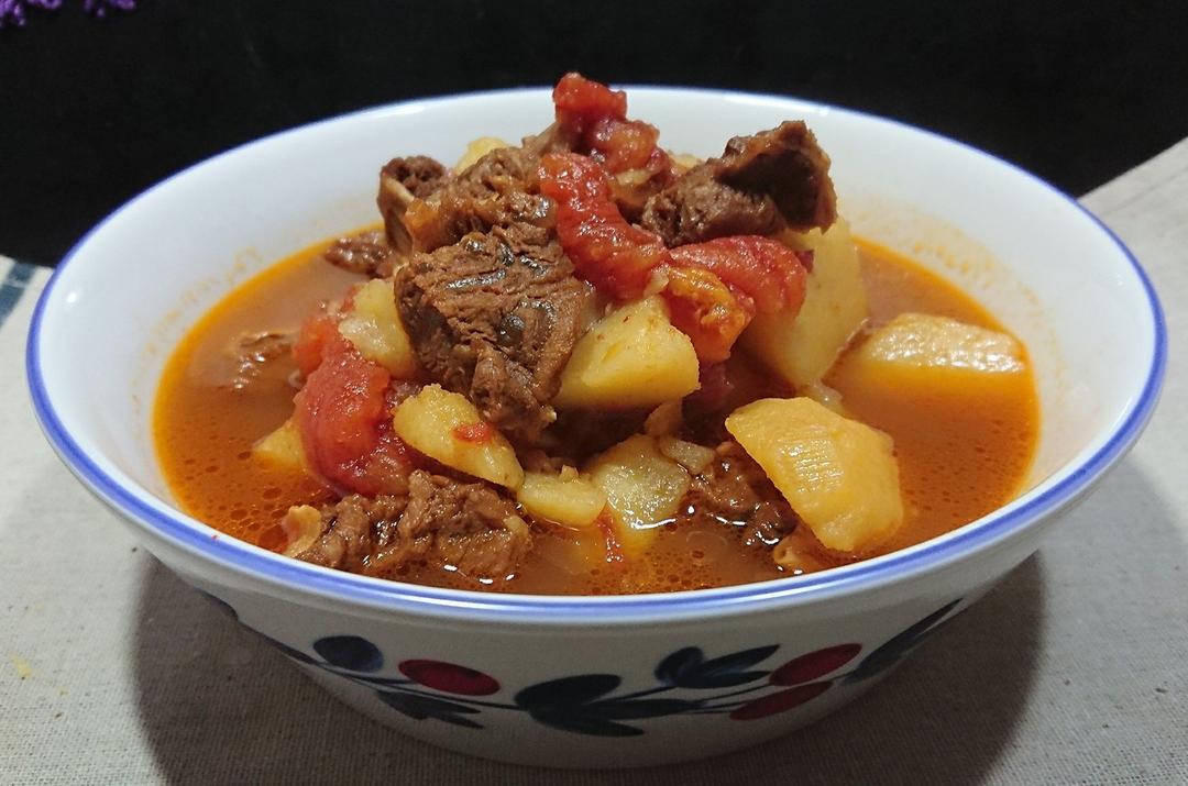番茄牛腩(这样做牛肉不会老哦）