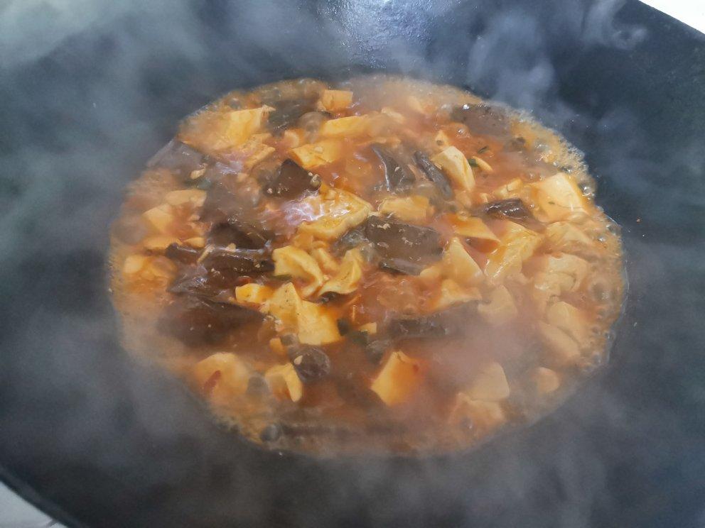 超级好吃的鸭血豆腐