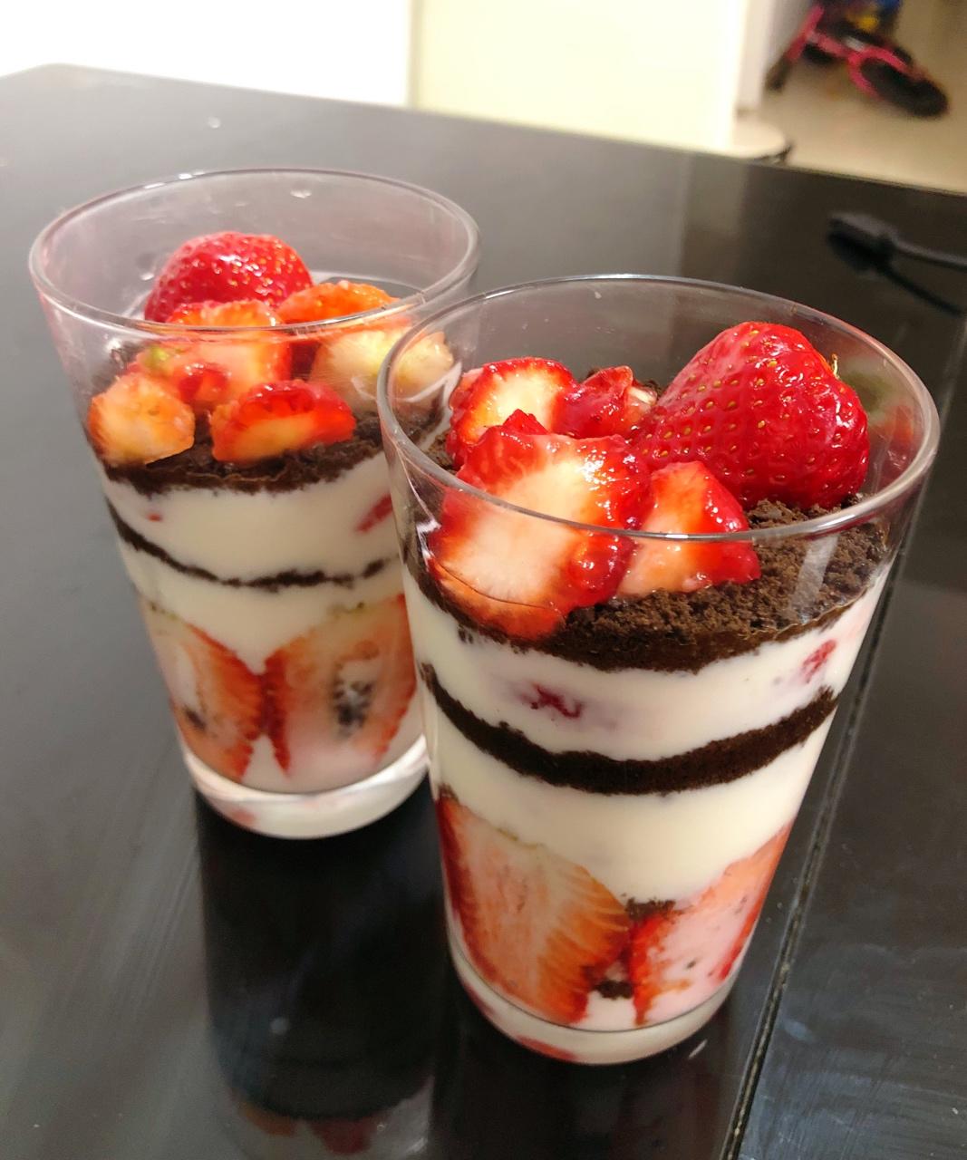 🍓奥利奥酸奶草莓杯