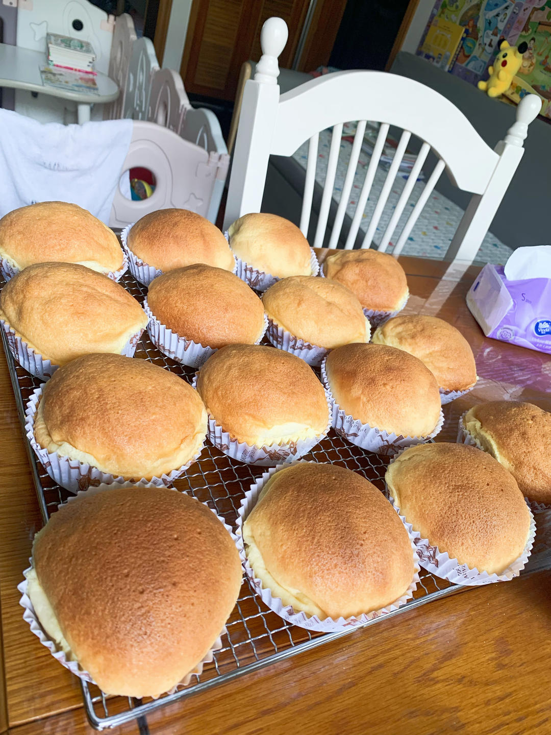 好吃到出炉就被抢光的墨西哥红豆面包