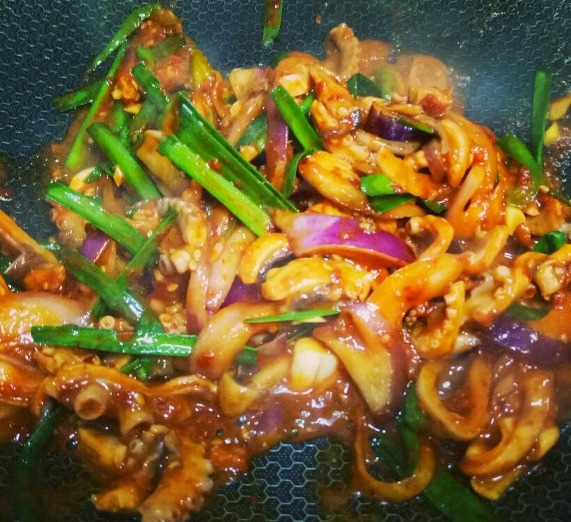 下饭神器【韩式辣炒章鱼】绝对能让你吃两碗饭