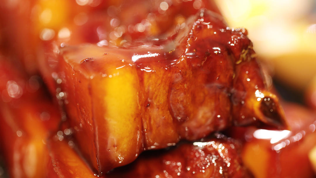 【红烧肉】现在知道不算迟！红烧肉这么煮才对味！的做法