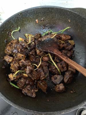 华大厨亲传的竹笋炖牛肉的做法 步骤7