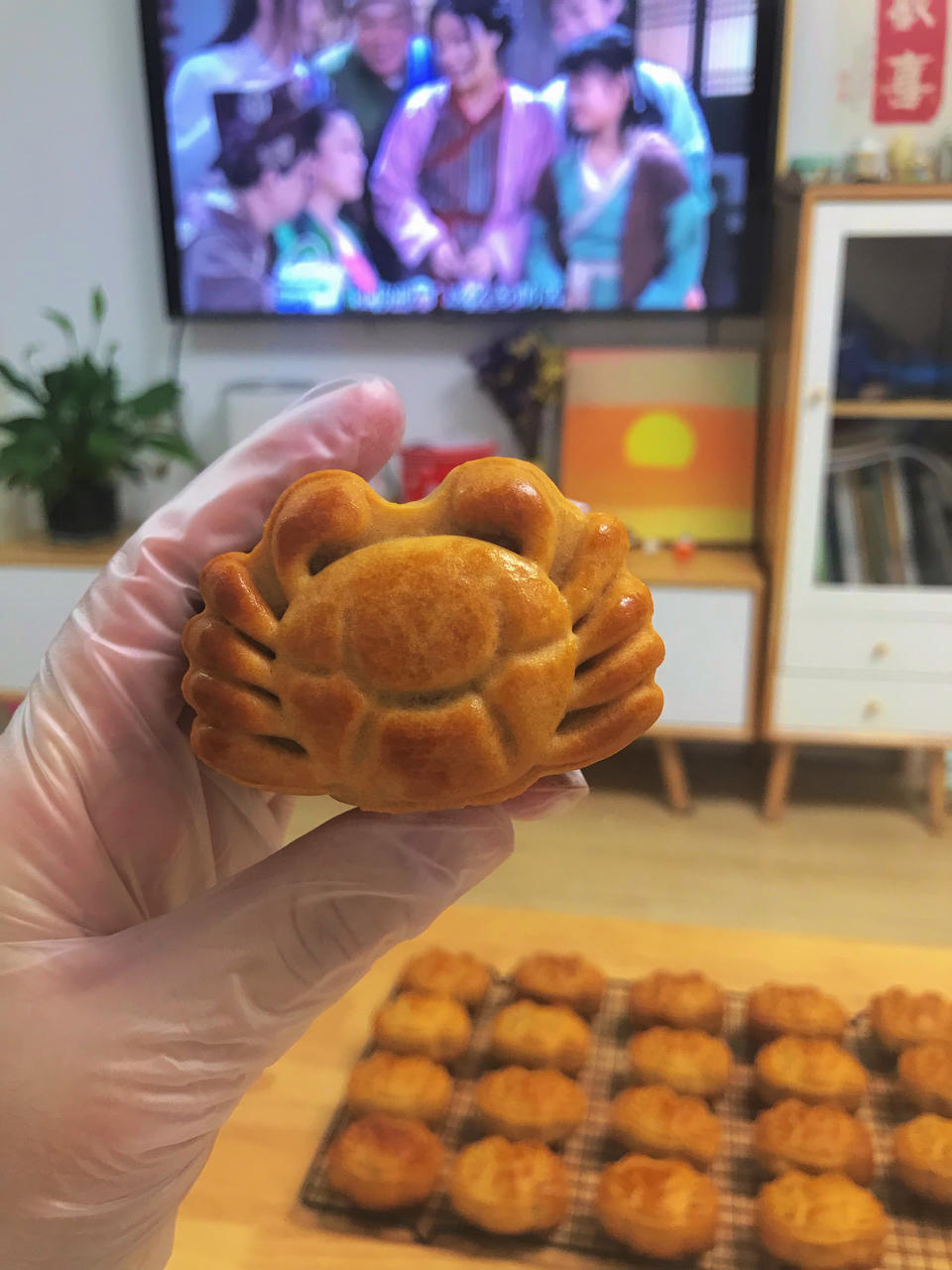 广式月饼—蛋黄莲蓉月饼