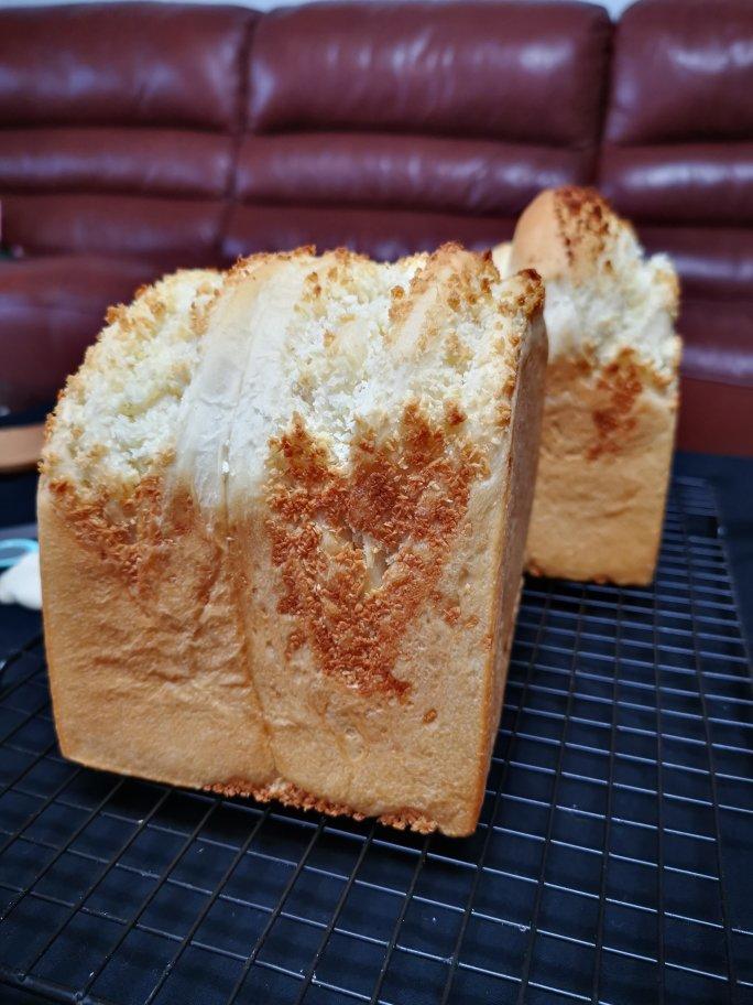 椰蓉奶香小餐包