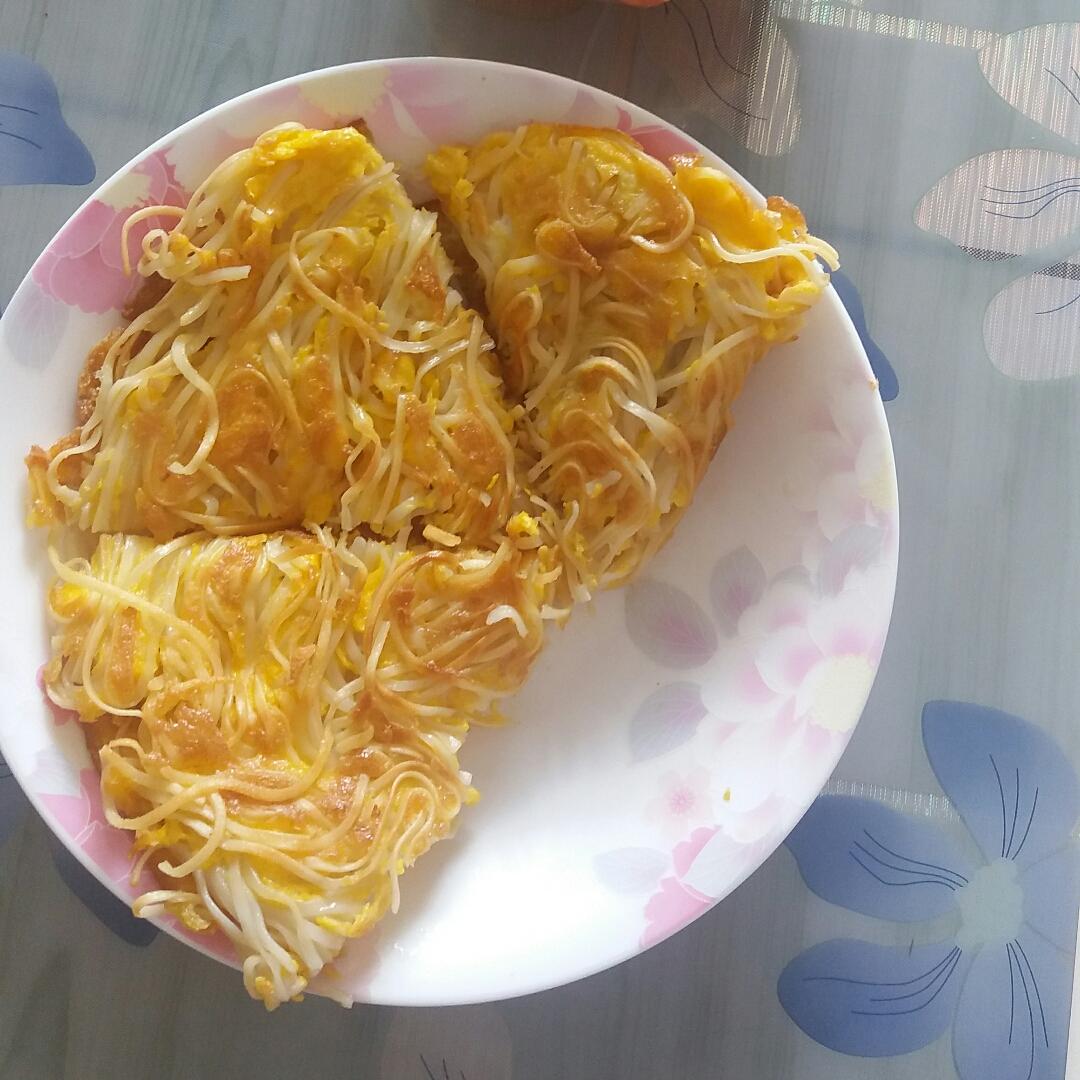 面条鸡蛋煎饼 - "Happiness三茶"