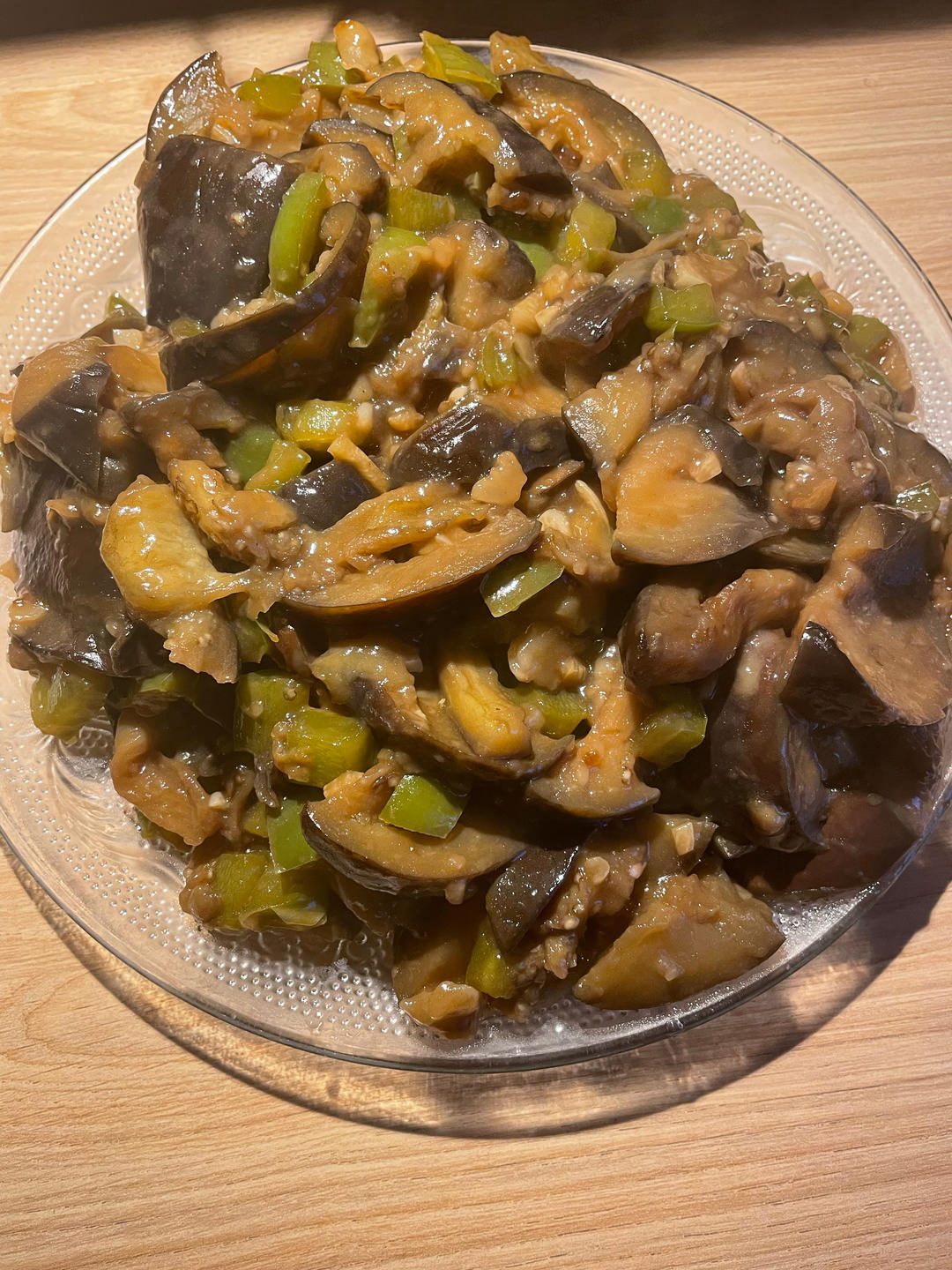 红烧茄子（佐西红柿尖椒）