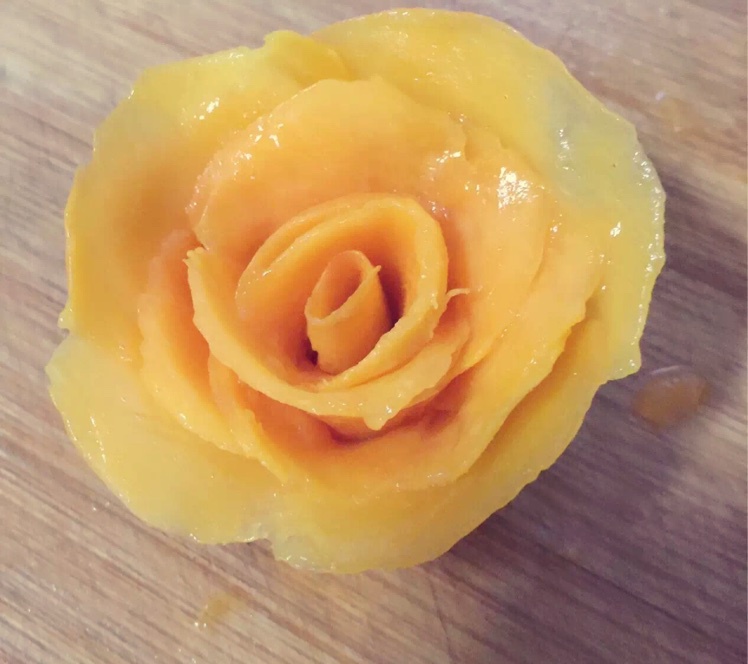 芒果玫瑰花