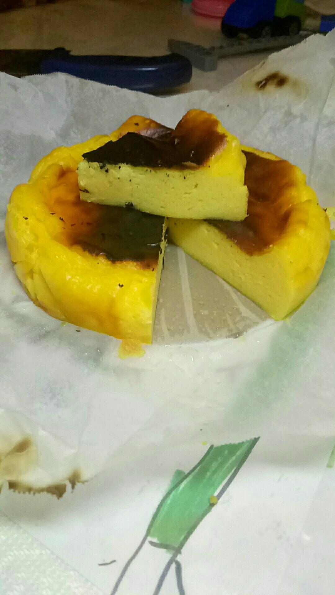 巴斯克式烤芝士蛋糕[超简单][搬运]