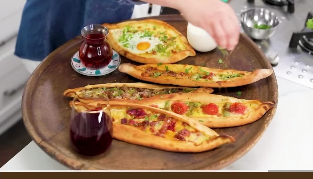 5种土耳其人做的披萨  正宗 Turkish Pide的做法